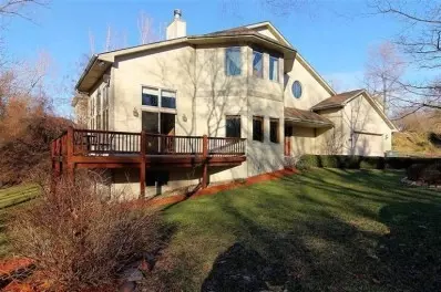 9310 Oak Ave, Gary, IN 46403 photo 2