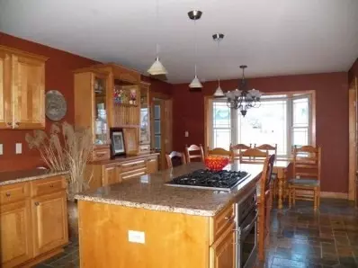 697 Davis Ct, Crown Point, IN 46307 photo 8