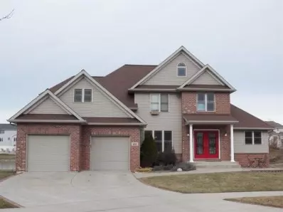 697 Davis Ct, Crown Point, IN 46307 photo 1