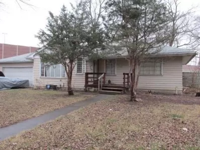 7545 Forest Ave, Munster, IN 46321 photo 1