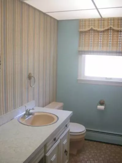 525 N Jasper St, Gary, IN 46403 photo 8