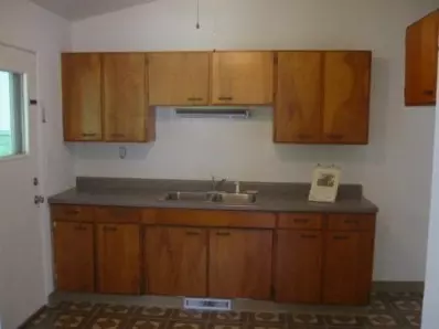 7808 Juniper Ave, Gary, IN 46403 photo 3