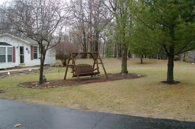 10232 N 583, De Motte, IN 46310 photo 2