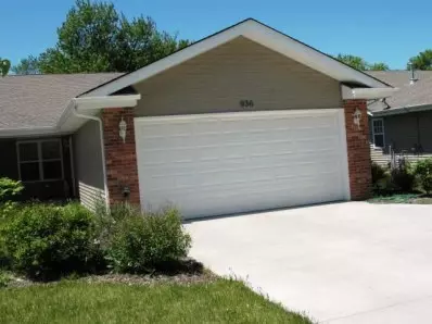 936 Colfax, Griffith, IN 46319 photo 1