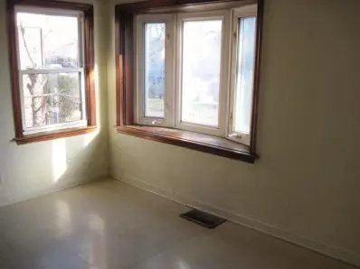 646 Illinois St, Gary, IN 46402 photo 9