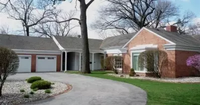8626 Baring, Munster, IN 46321 photo 1