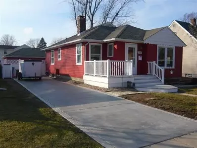 255 Maxwell, Crown Point, IN 46307 photo 1