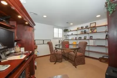 1609 Tulip Ln, Munster, IN 46321 photo 10