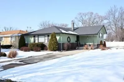 1609 Tulip Ln, Munster, IN 46321 photo 1