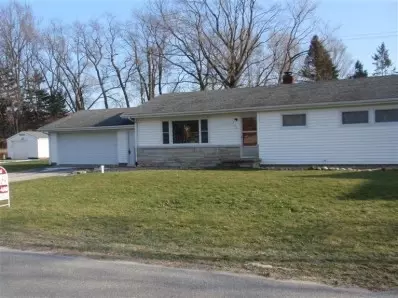 502 Short St, Rolling Prairie, IN 46371 photo 2