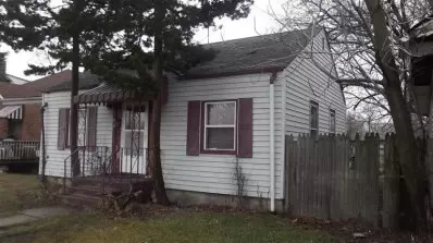 566 Hanley St, Gary, IN 46406 photo 1