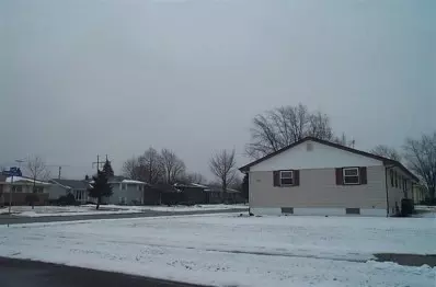 1926 Robin Dr, Munster, IN 46321 photo 4