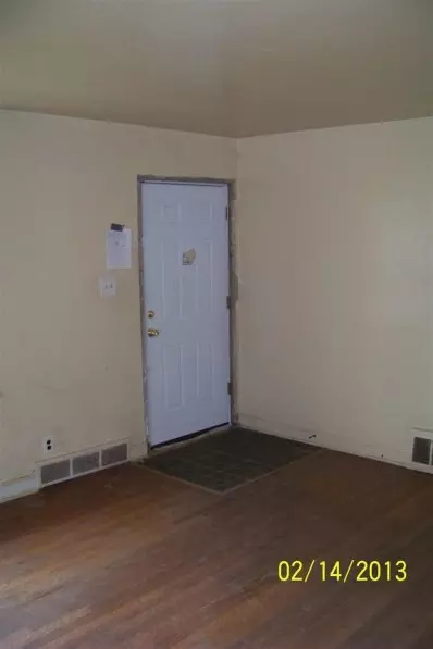 4812 Monroe St, Gary, IN 46409 photo 2