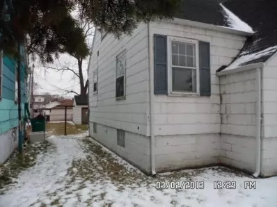 320 Clark Rd, Gary, IN 46406 photo 2