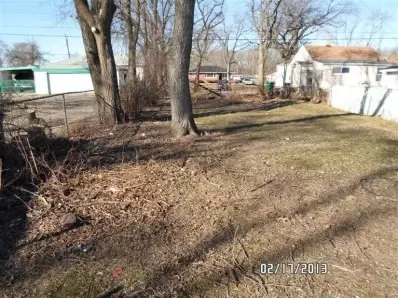 630 Gerry St, Gary, IN 46408 photo 5