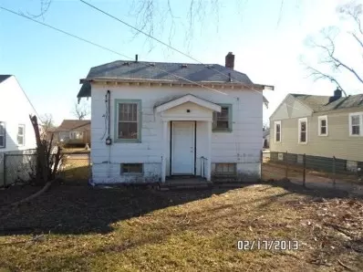 630 Gerry St, Gary, IN 46408 photo 2