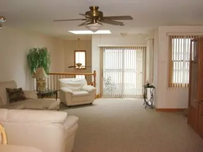 962 Elm Dr, Crown Point, IN 46307 photo 3