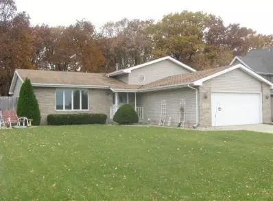8850 Hamlin Pl, Crown Point, IN 46307 photo 1