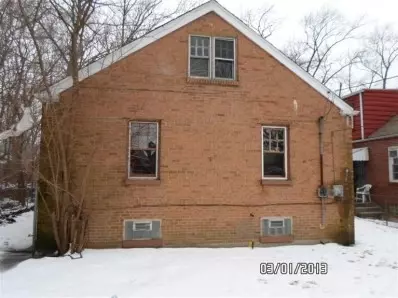 3633 Buchanan St, Gary, IN 46408 photo 2