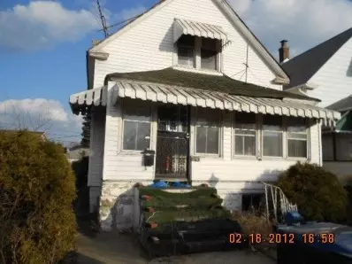 1313 S Roosevelt Pl, Gary, IN 46404 photo 1