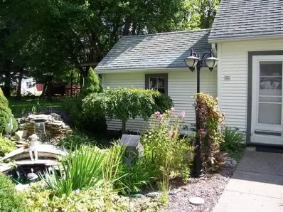601 Oneida St, La Crosse, IN 46348 photo 5