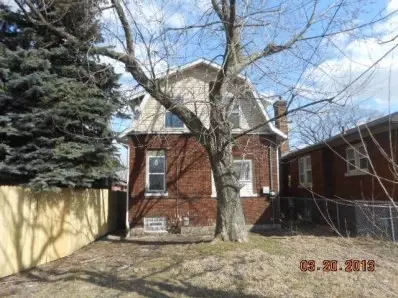 808 Johnson St, Gary, IN 46402 photo 2