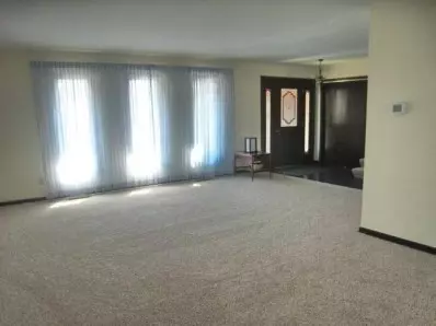 9530 Walnut Dr, Munster, IN 46321 photo 3