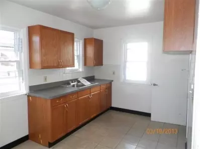 4754 Jackson St, Gary, IN 46408 photo 5