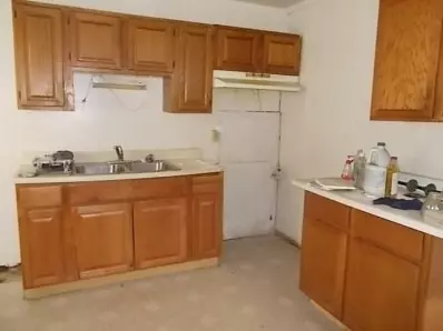 816 Burr St, Gary, IN 46406 photo 8