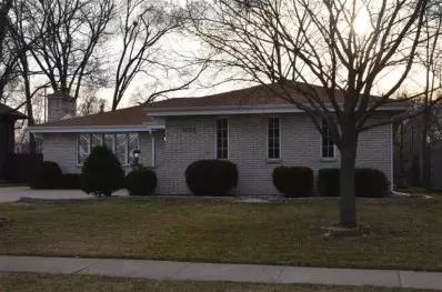 8102 Frederick Ave, Munster, IN 46321 photo 1