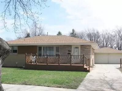1019 N Jay St, Griffith, IN 46319 photo 2