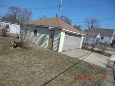 275 Taft St, Gary, IN 46404 photo 2