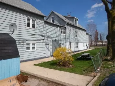 2540 Schrage Ave, Whiting, IN 46394 photo 3