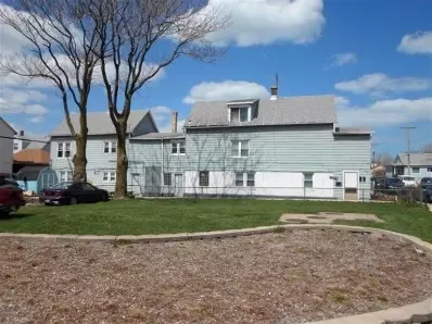 2540 Schrage Ave, Whiting, IN 46394 photo 4