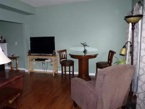 935 River Dr, Munster, IN 46321 photo 5