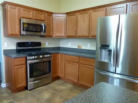 935 River Dr, Munster, IN 46321 photo 8