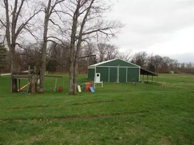 1712 E 950, Wheatfield, IN 46392 photo 4