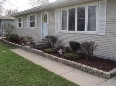 650 N Colfax, Griffith, IN 46319 photo 2