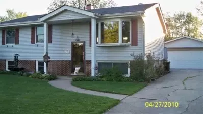 1126 N Dwiggins Ave, Griffith, IN 46319 photo 2