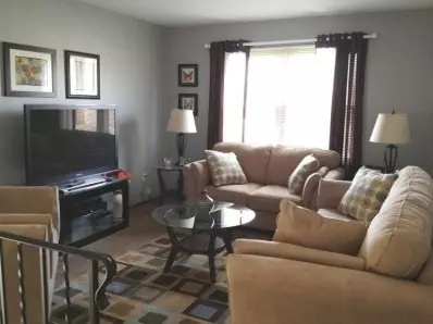 567 E Anderson St, Crown Point, IN 46307 photo 3
