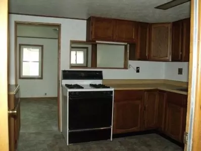 105 E Front St, New Carlisle, IN 46552 photo 5