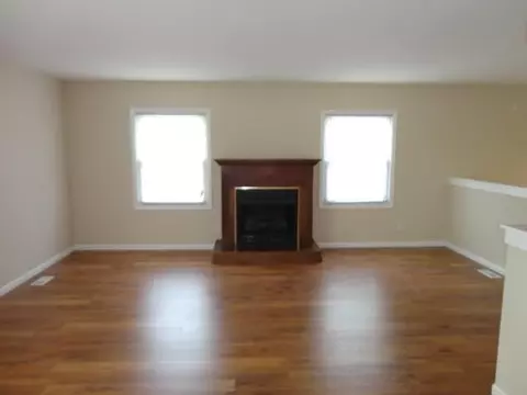 713 39th Pl, Griffith, IN 46319 photo 4