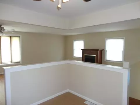 713 39th Pl, Griffith, IN 46319 photo 5
