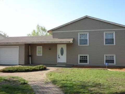 713 39th Pl, Griffith, IN 46319 photo 1