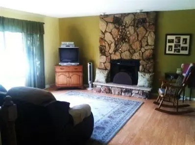 652 Oriole Ct, Griffith, IN 46319 photo 5