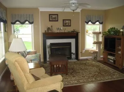 1455 Maumee Dr, Valparaiso, IN 46385 photo 2