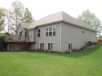 6972 Fox Xing, Knox, IN 46534 photo 2
