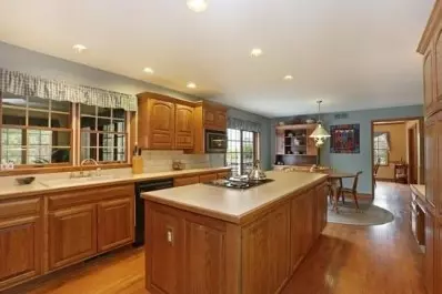 495 Morningside Dr, Crown Point, IN 46307 photo 6
