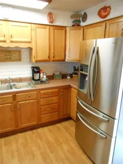 722 E 14th St, Hobart, IN 46342 photo 5