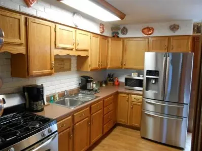 722 E 14th St, Hobart, IN 46342 photo 2